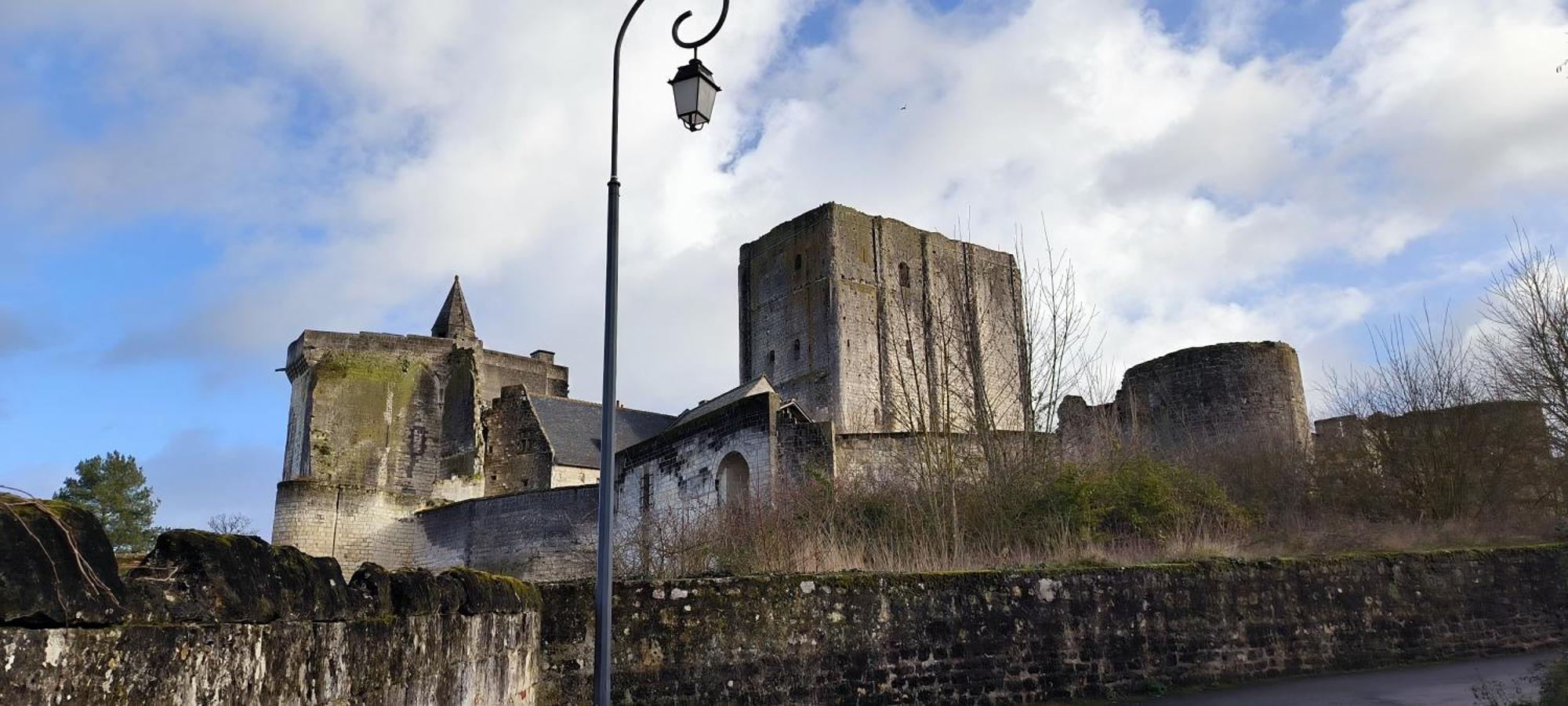 Le Studio De La Pouletterie Loches Eksteriør billede